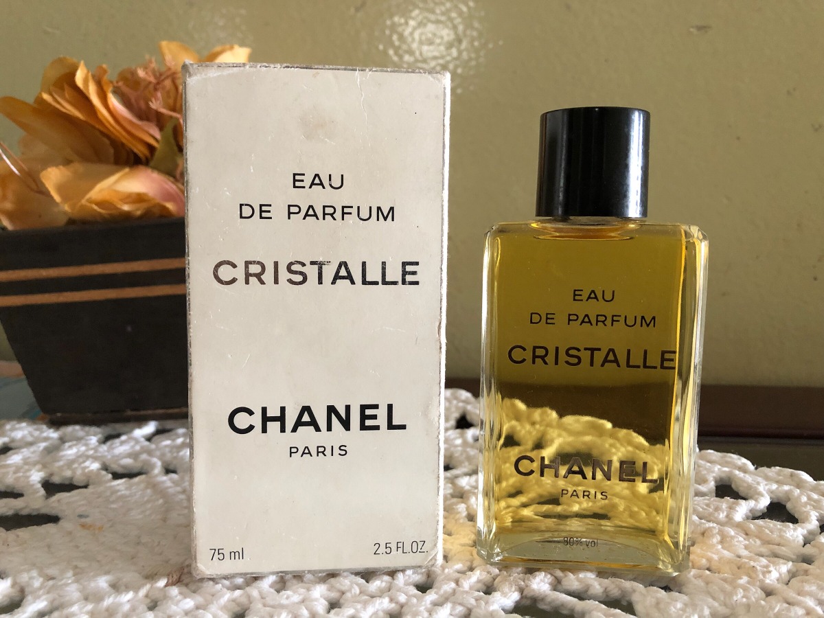 Chanel Cristialle for women en eskilerden antika vintage parfüm rengi koyu sarı yeşilimsi.jpg