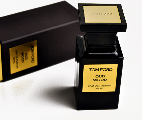 Oud Wood Tom Ford for women and men kutu şişe tomford_oudwood001.jpg