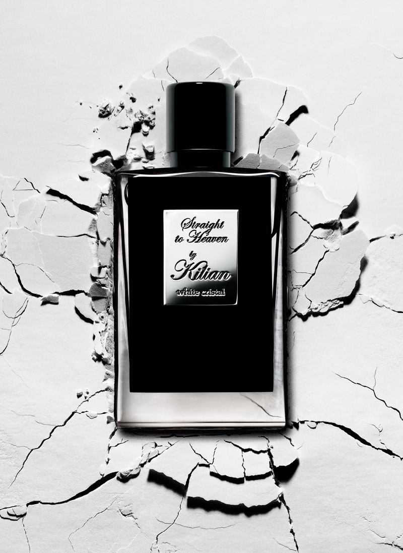 Straight to Heaven By Kilian for men ünlü reklam afişi beyaz tuz veya kil beyaz toprak şişe.jpg